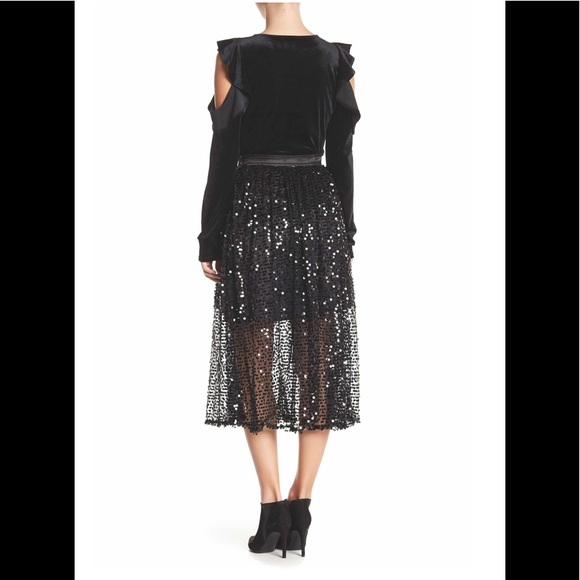 Whyte Eyelash Sequin Pleated Skirt - Picture 5 of 5